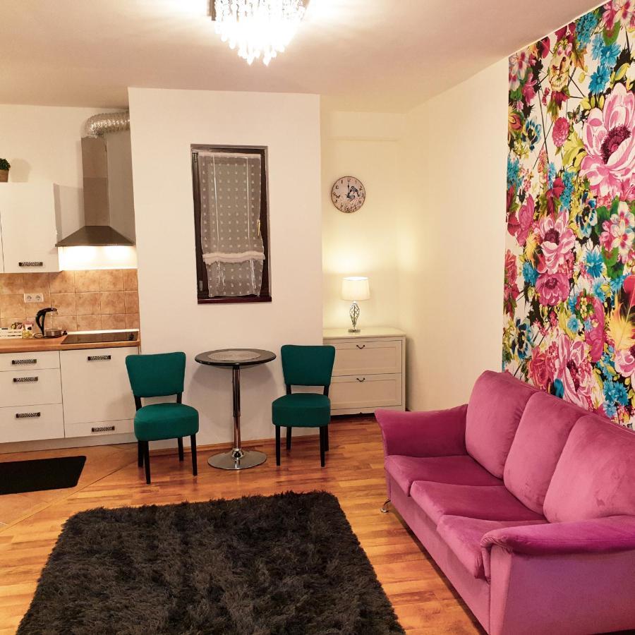 Paradise Apartman Μίσκολτς Εξωτερικό φωτογραφία