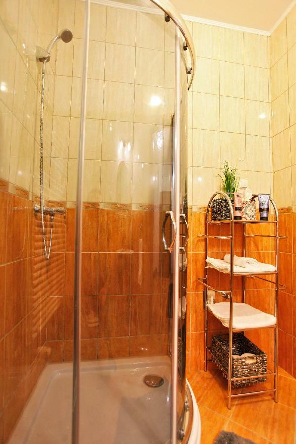 Paradise Apartman Μίσκολτς Εξωτερικό φωτογραφία
